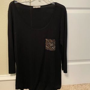 Black long sleeve glitter pocket
